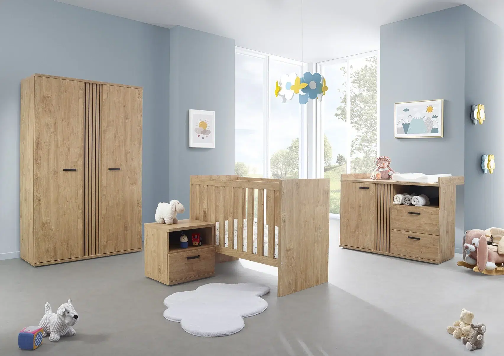 Chambre pour enfant Camille - Lit, garde-robe, table de chevet, table à langer en chêne clair